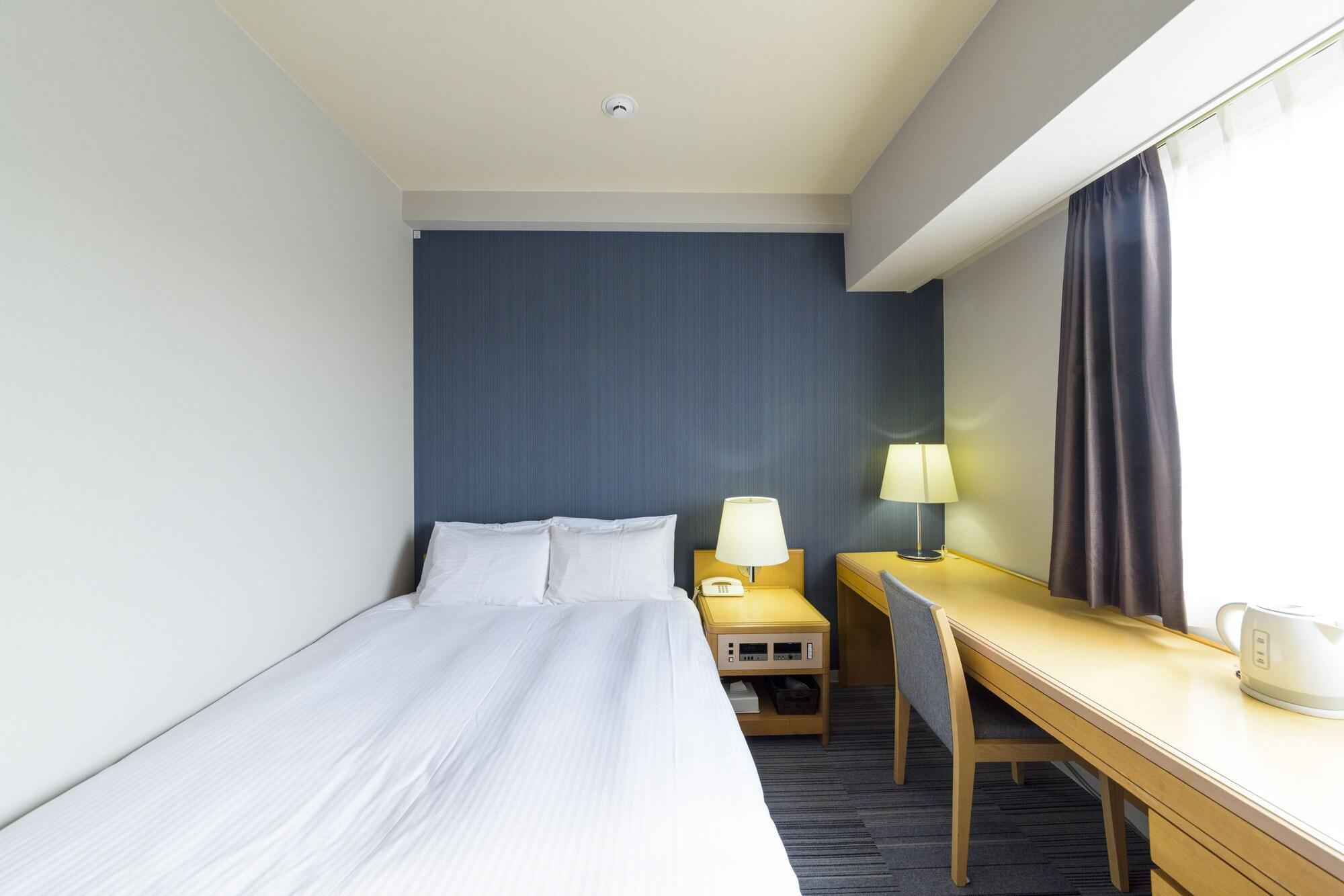 Surestay Plus Hotel By Best Western Shin-Осака Екстериор снимка