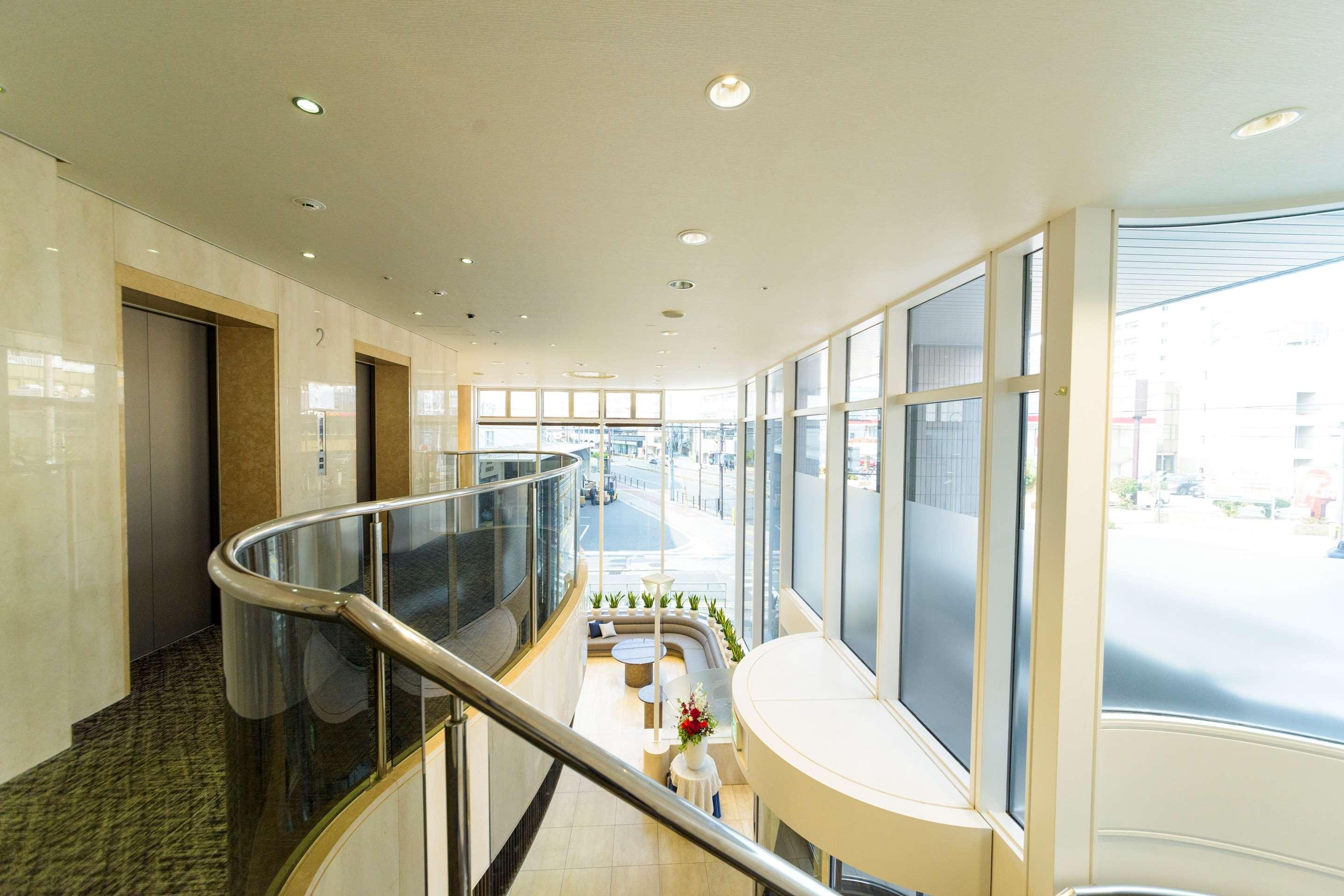 Surestay Plus Hotel By Best Western Shin-Осака Екстериор снимка