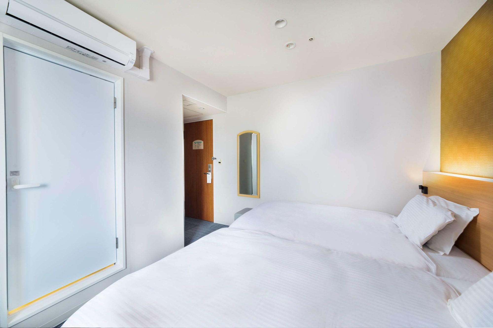Surestay Plus Hotel By Best Western Shin-Осака Екстериор снимка