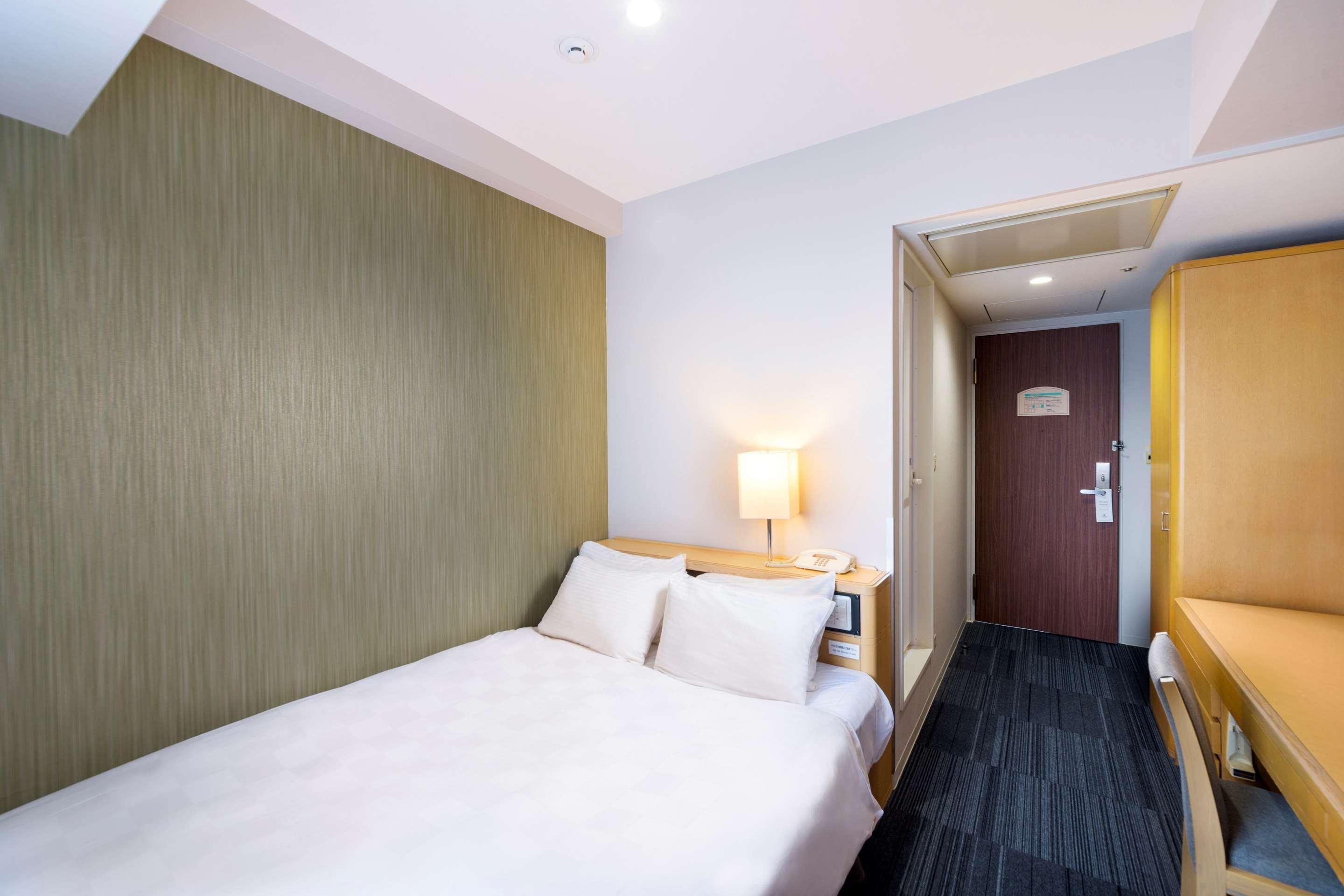 Surestay Plus Hotel By Best Western Shin-Осака Екстериор снимка